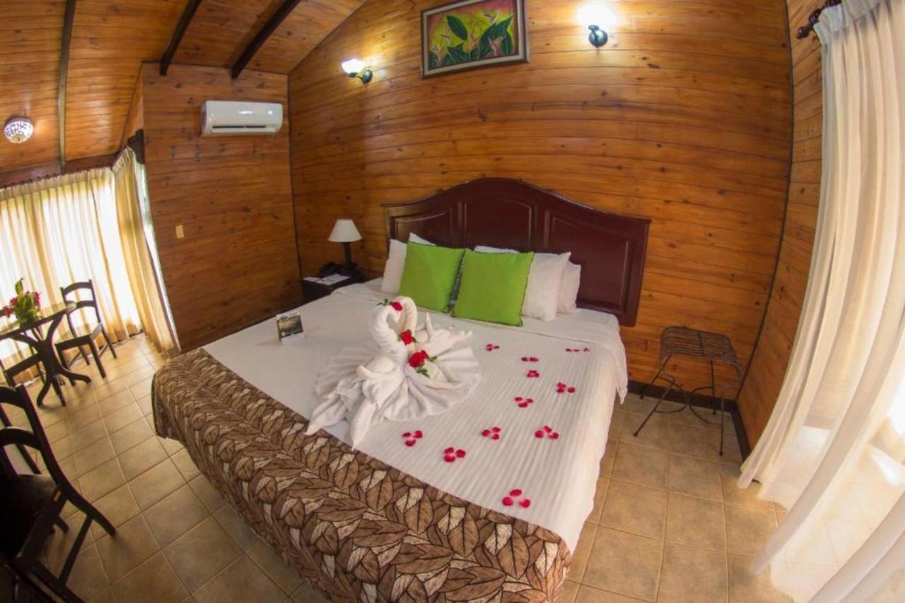 Montana De Fuego Mountain Resort & Spa La Fortuna Rom bilde