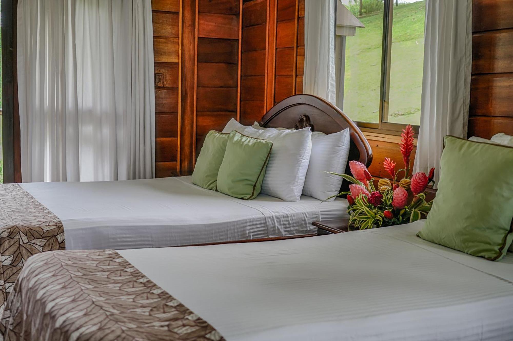 Montana De Fuego Mountain Resort & Spa La Fortuna Rom bilde