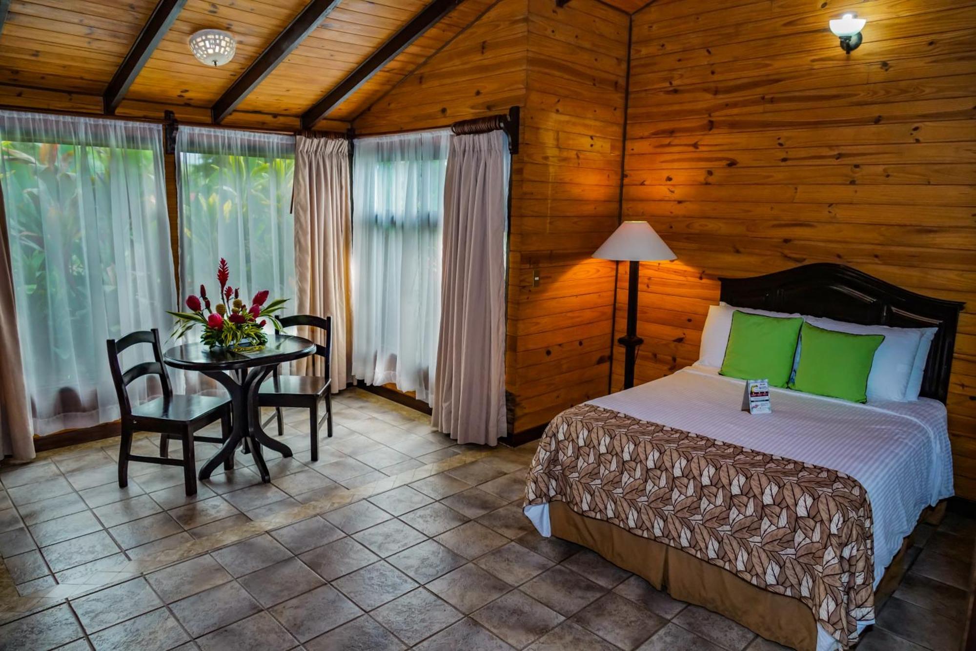 Montana De Fuego Mountain Resort & Spa La Fortuna Rom bilde